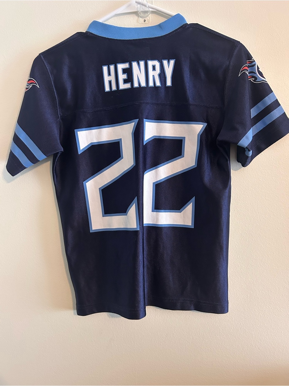 Derrick Henry Tennessee Titans Jersey Youth Medium 8/10 - Picture 2 of 5